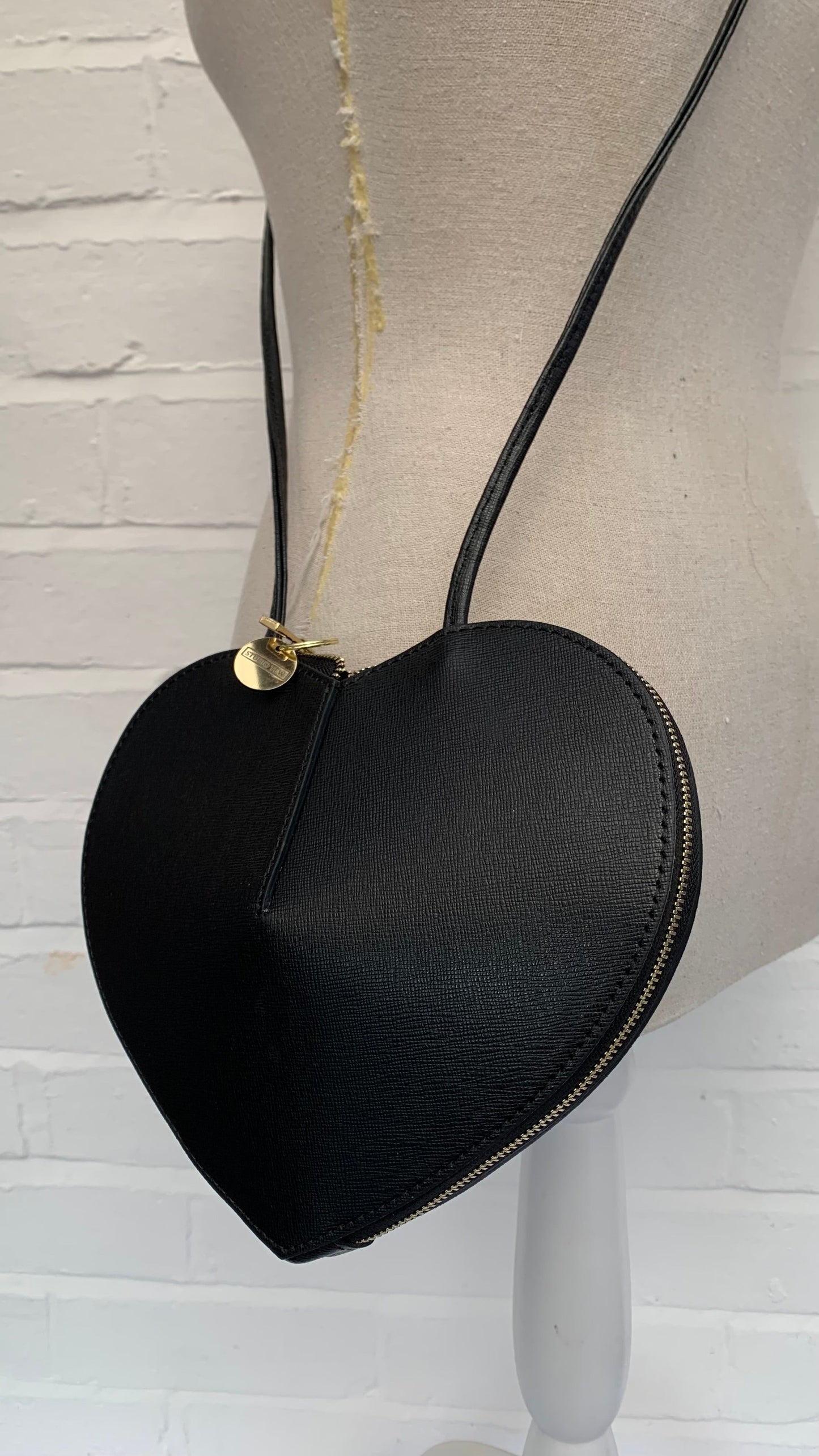 Black Love Heart Leather Bag - Amour STUDIO TEW