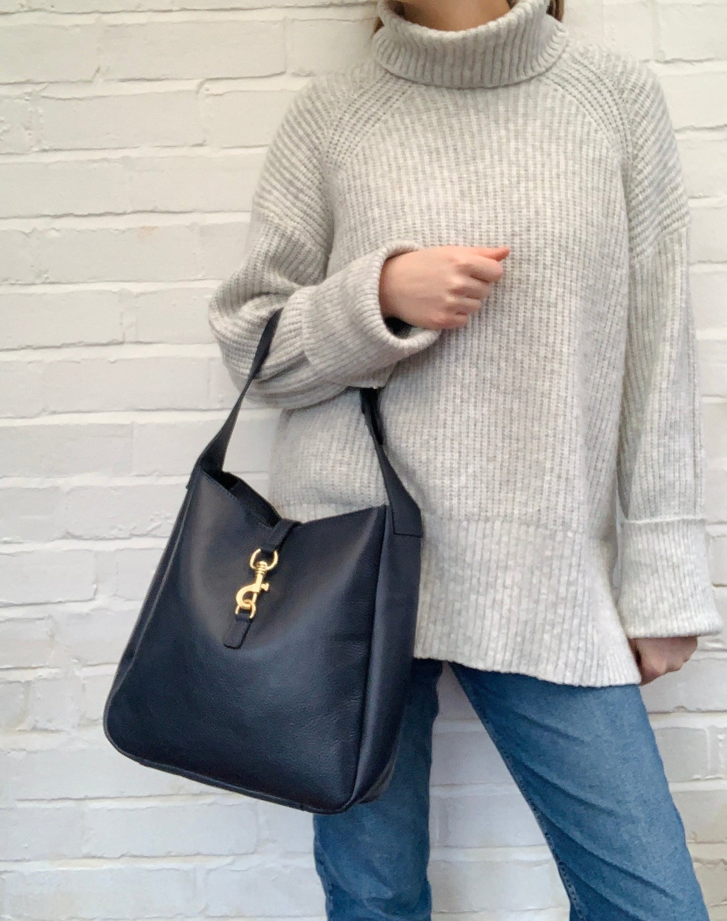 Navy Leather Shoulder Bag - Bodhi STUDIO TEW
