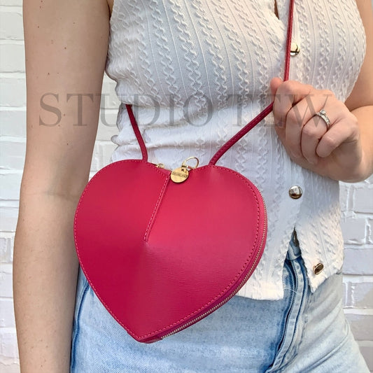 Fuchsia Pink - Amour