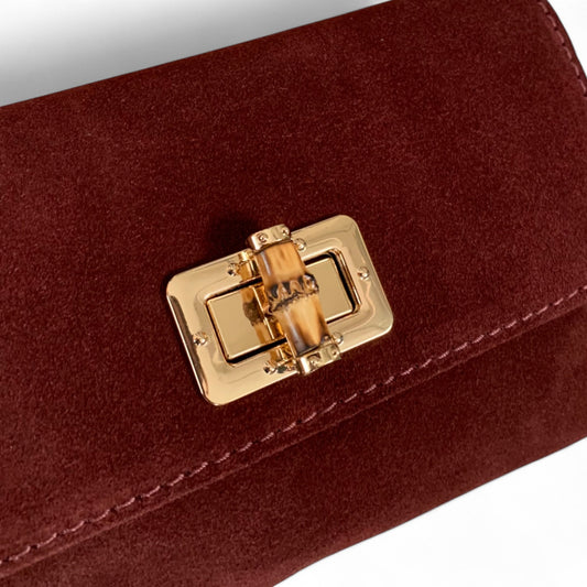 Winter Red - Camilla