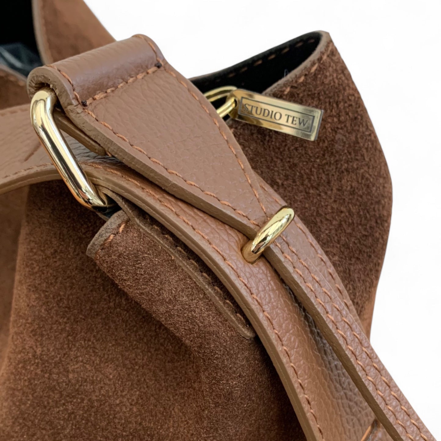 Light Chocolate - Clancy