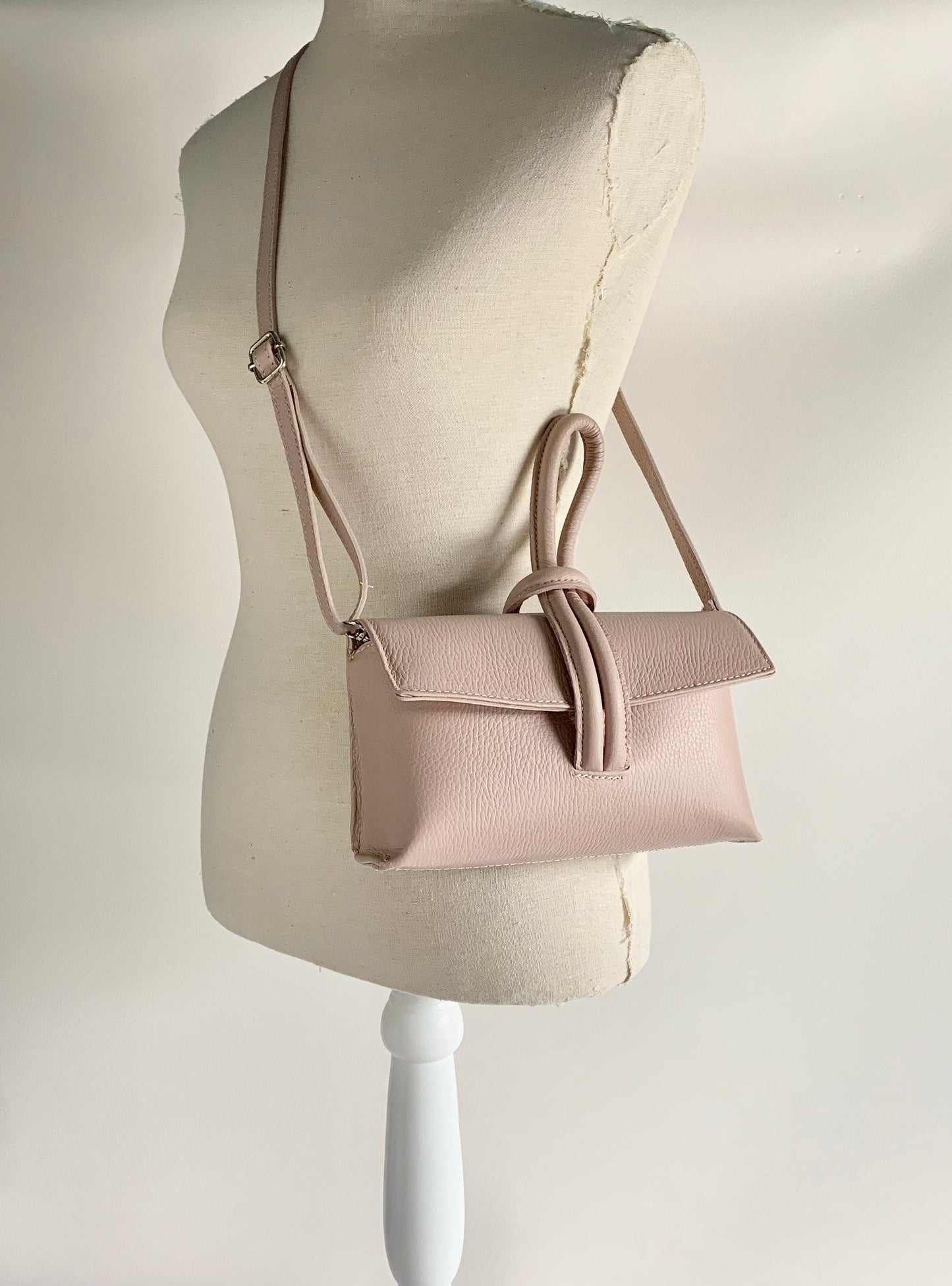 Rose Pink Leather Loop Handle Bag - Claris STUDIO TEW