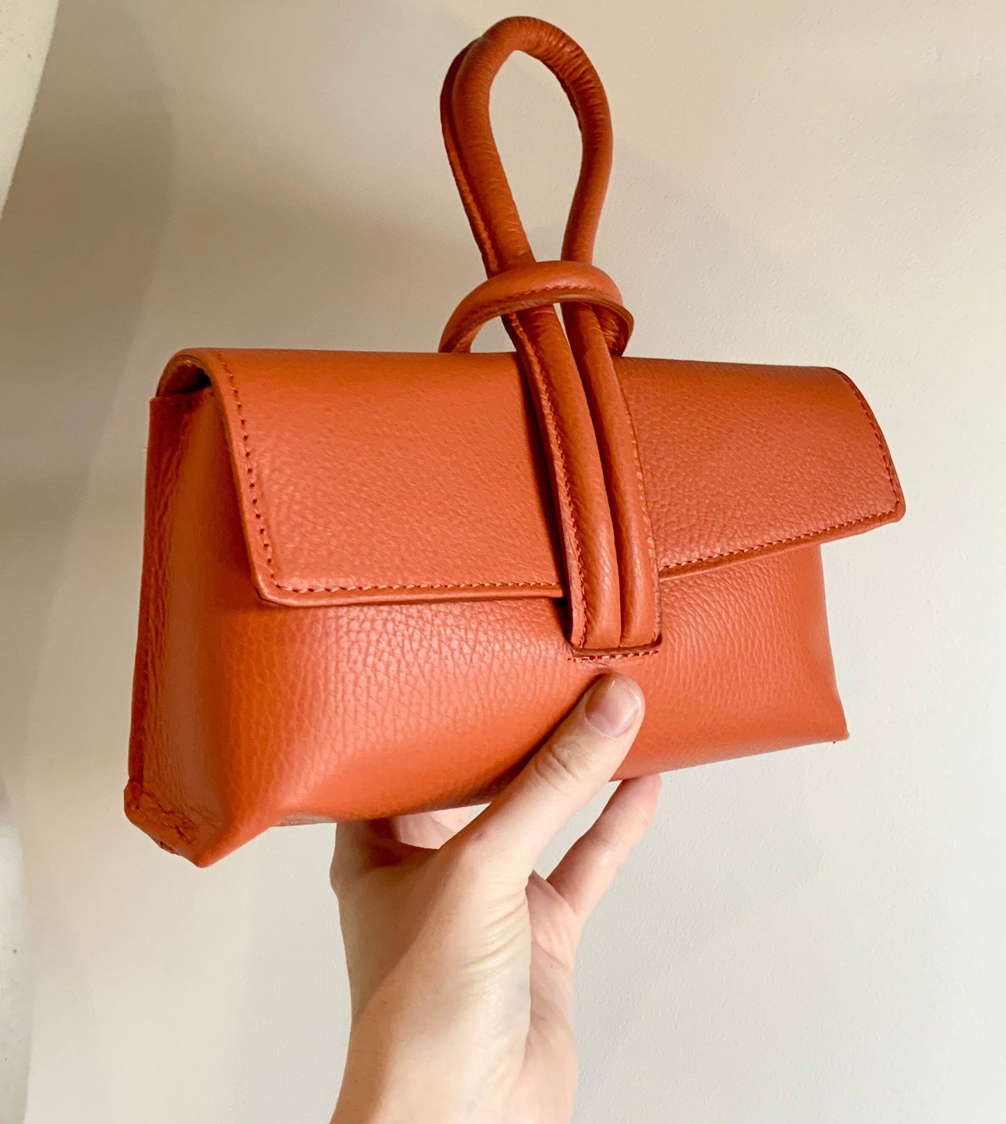Orange Leather Loop Handle Bag - Claris STUDIO TEW