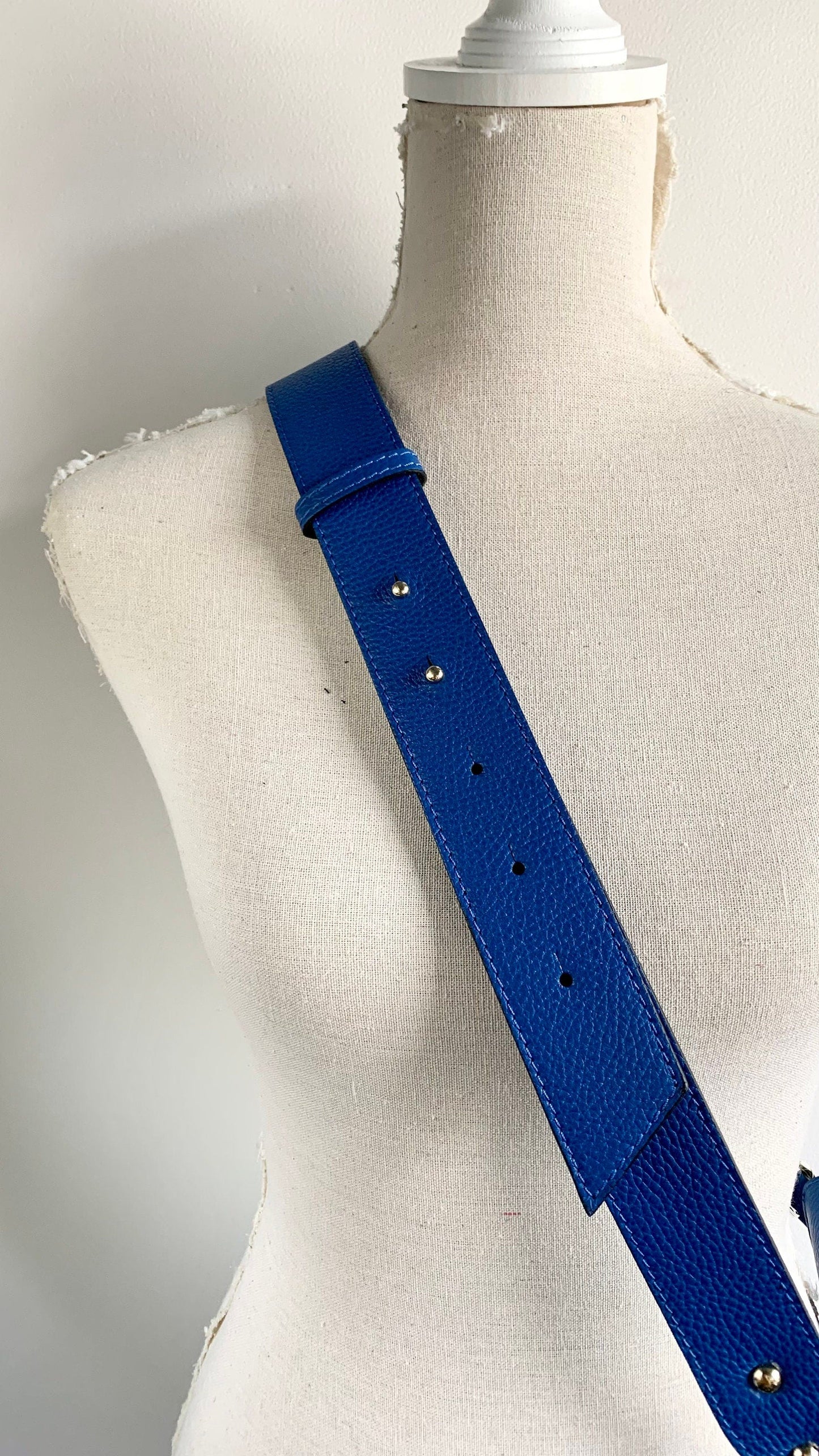 Royal Blue Leather Compact Crossbody Bag - Vogue STUDIO TEW