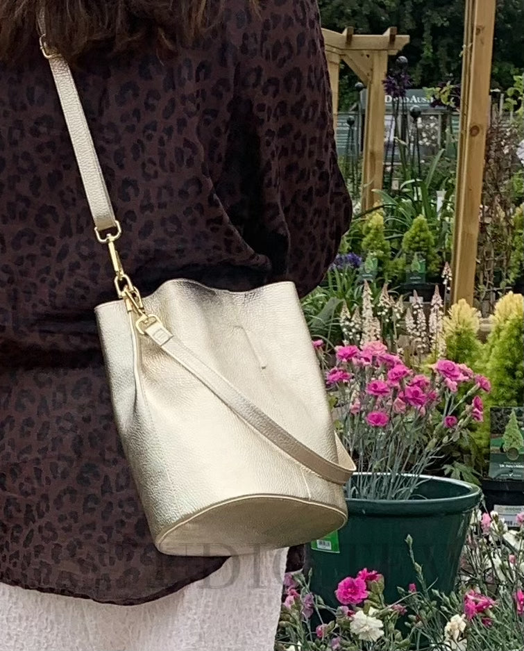 Gold Leather Bucket Bag - Sagrada