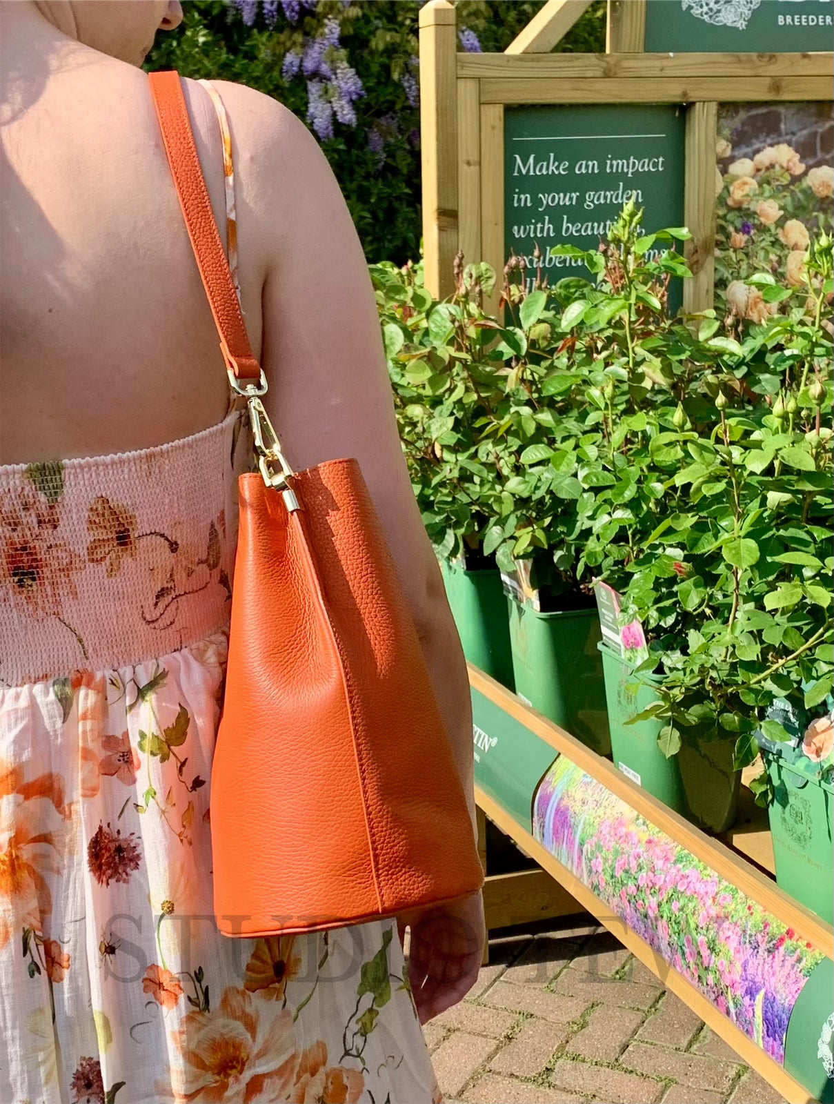 Orange Leather Bucket Bag - Sagrada