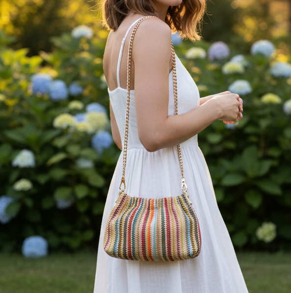 Small crochet bag - Flowing white dress