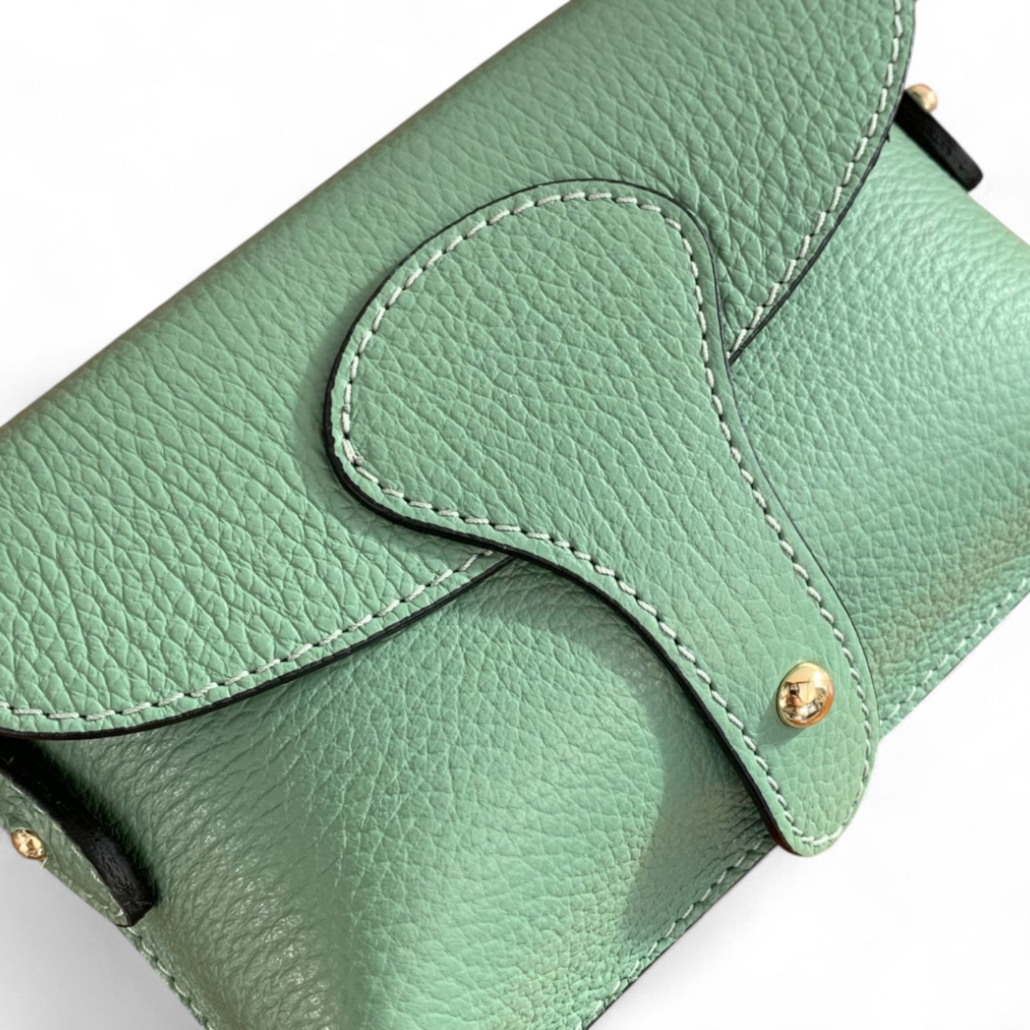 Sac à bandoulière compact en cuir vert poussiéreux - Vogue