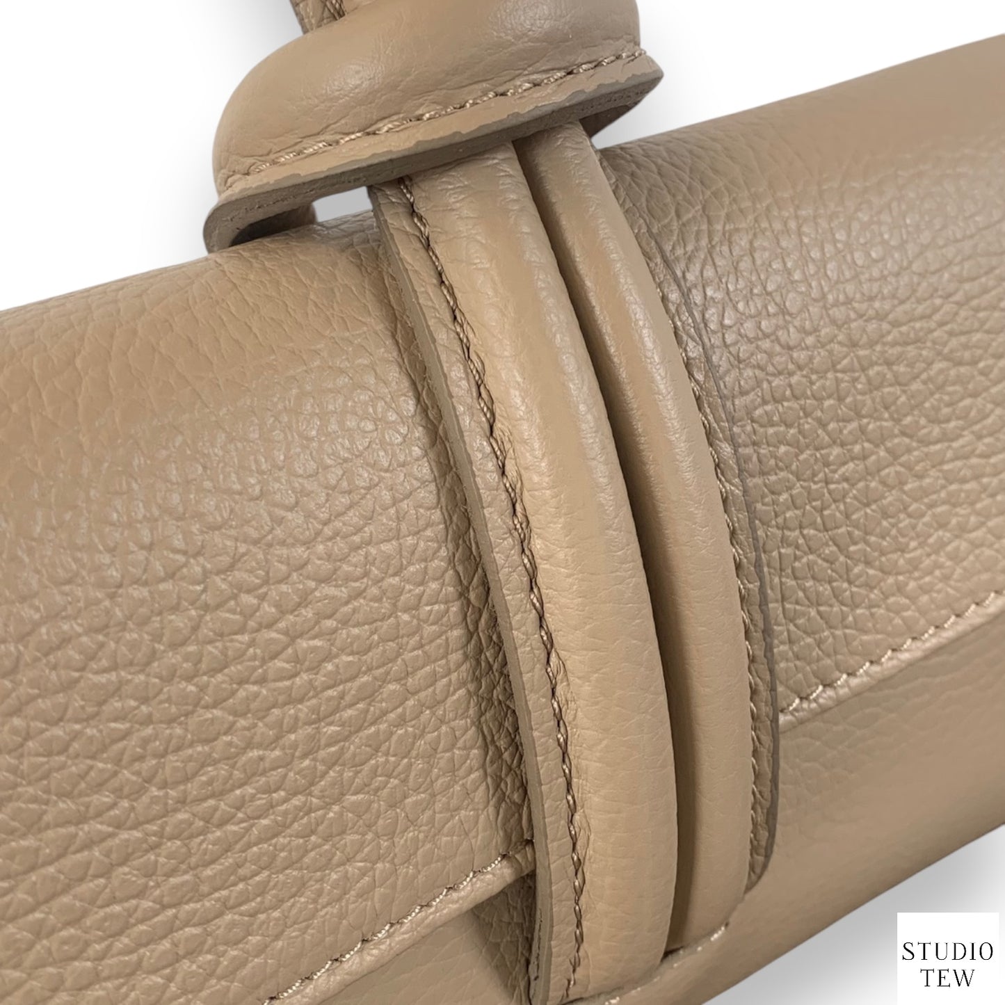 Warm Beige - Claris - STUDIO TEW
