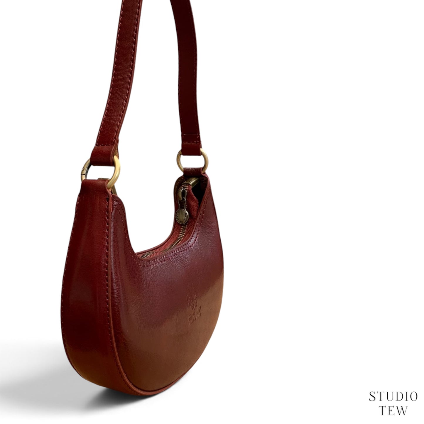 Plum Red - Bridget