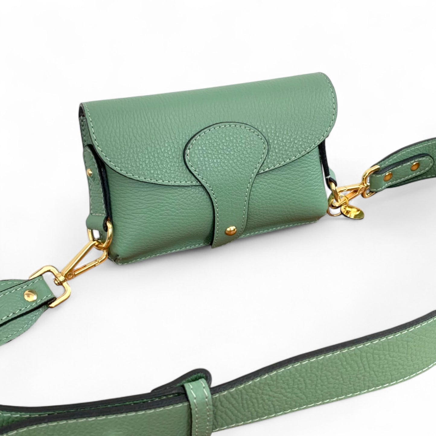 Sac à bandoulière compact en cuir vert poussiéreux - Vogue