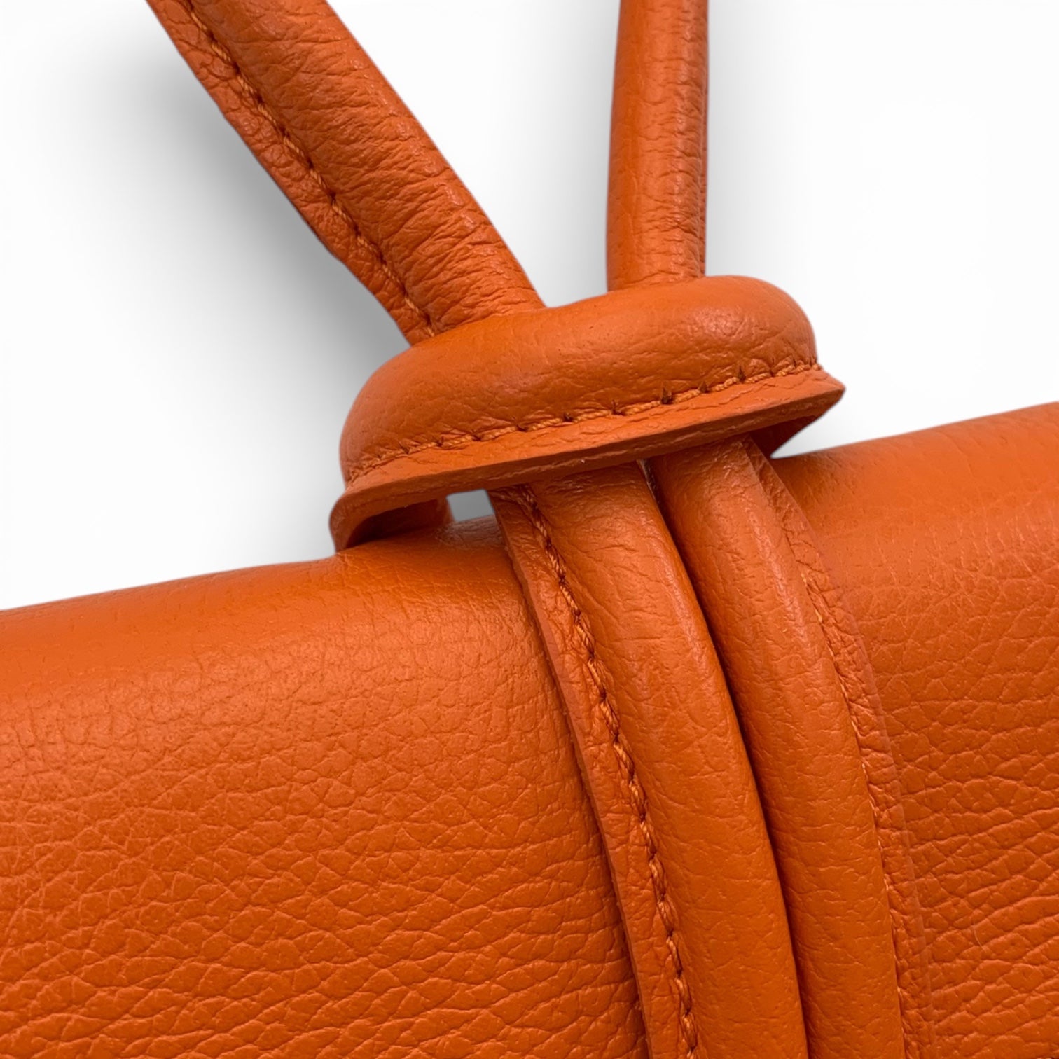 Orange - Claris - STUDIO TEW