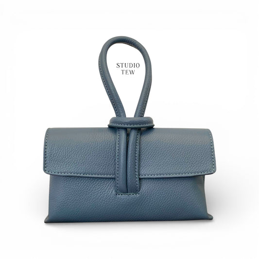 Blue - Claris - STUDIO TEW