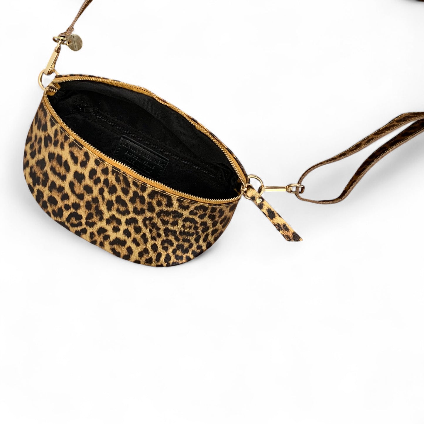 Golden Leopard - Zina